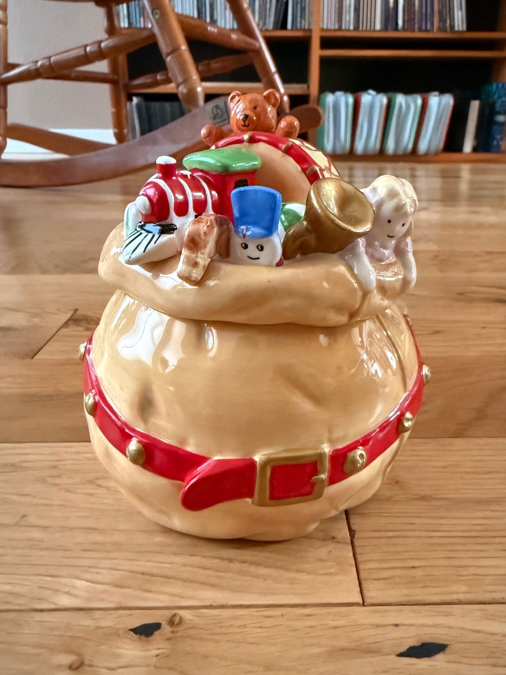 Vintage Hallmark Santa Present Bag Ceramic Candle